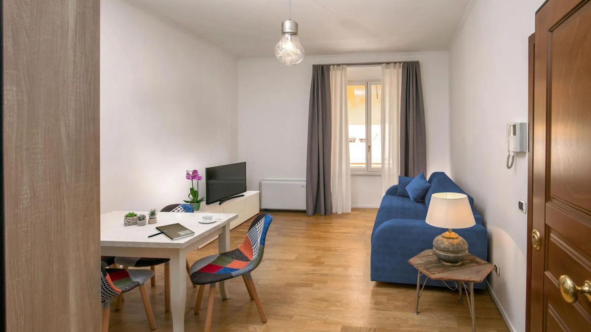 ****  רומא Mytale Creative Academy Hotel איטליה